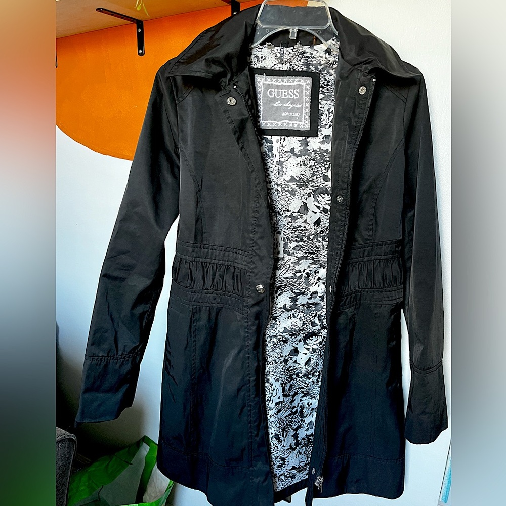 Guess rain jacket
